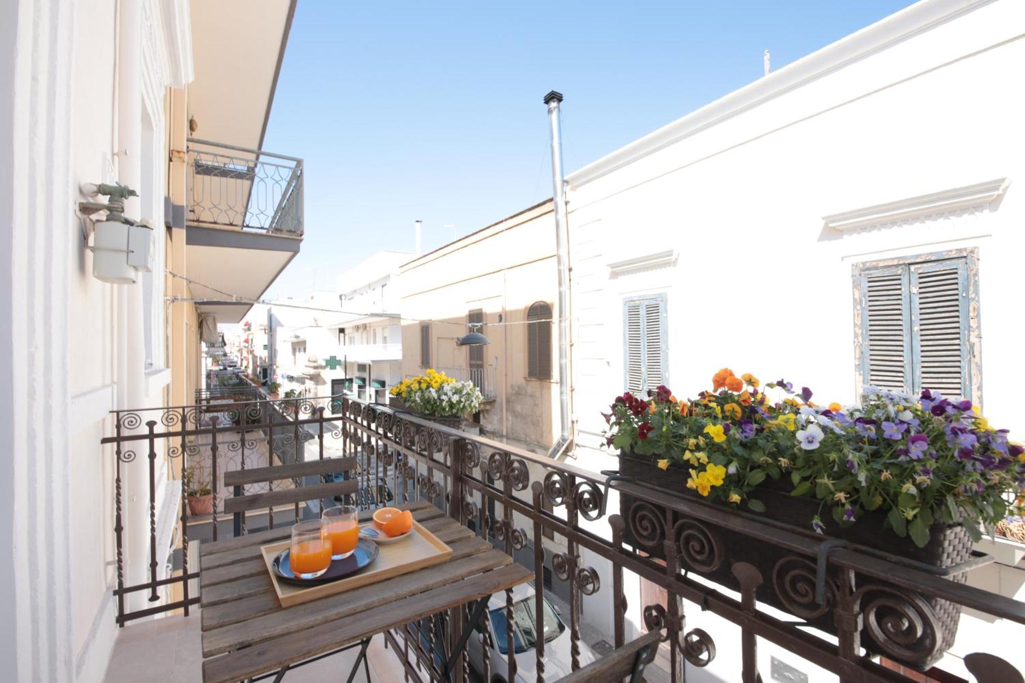 Dimore Madi Con Terrazza Monopoli Exterior foto
